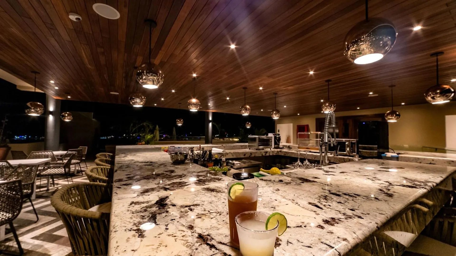 פלאייה דל כרמן Singular Joy Vacation Rentals 3*, פלאייה דל כרמן